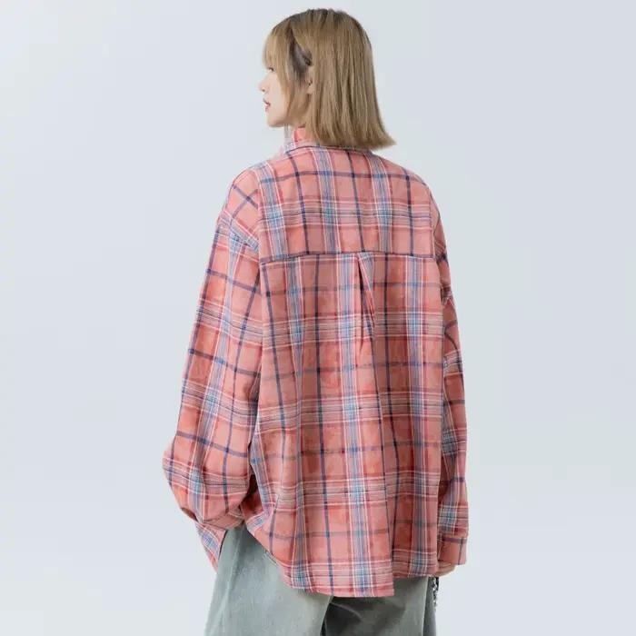 Oversize károvaná košeľa pre ženy s výšivkou jablka – Módne ležérne blúzky a košele pre