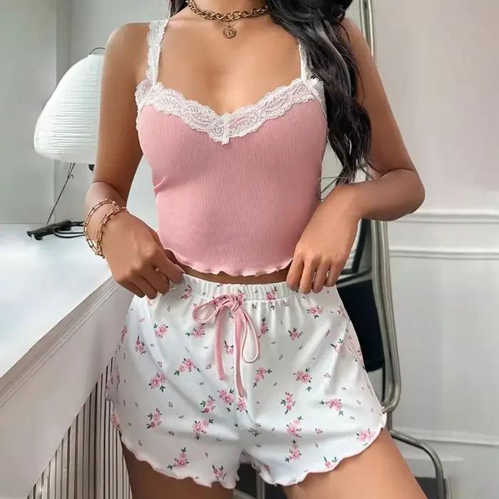 Dámsky 2-dielny pyžamový set ružová čipka Patchwork výstrih do V nočné oblečenie Sexy nočná košeľa Cami top s potlačou