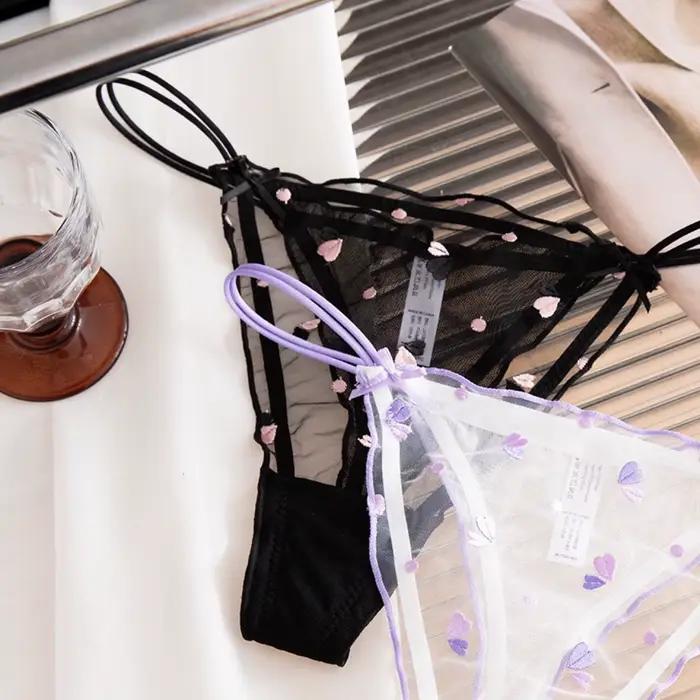 Tongs japonaises mignonnes en dentelle, string Sexy pour dames, slip imprimé cœur, dos en T, Lingerie taille basse, sous-vêtements creux, sangle fine