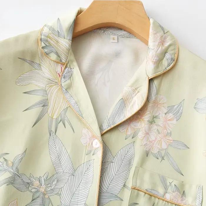 Ensemble pyjama de luxe à fleurs pour femmes, vêtements de détente en Viscose semblable à de la soie, vêtements de nuit élégants imprimés de lys, 2 pièces avec passepoil, costume à manches longues