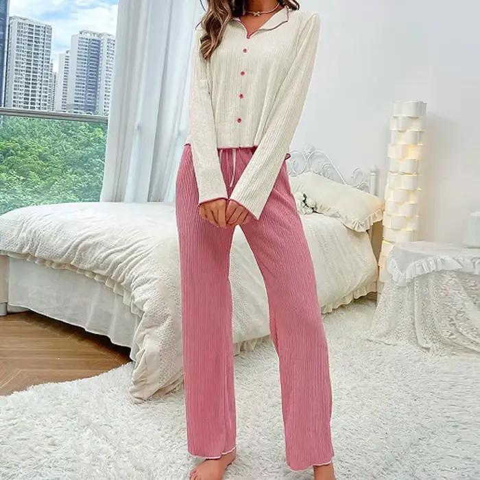 Mäkké a elegantné pyžamo pre ženy