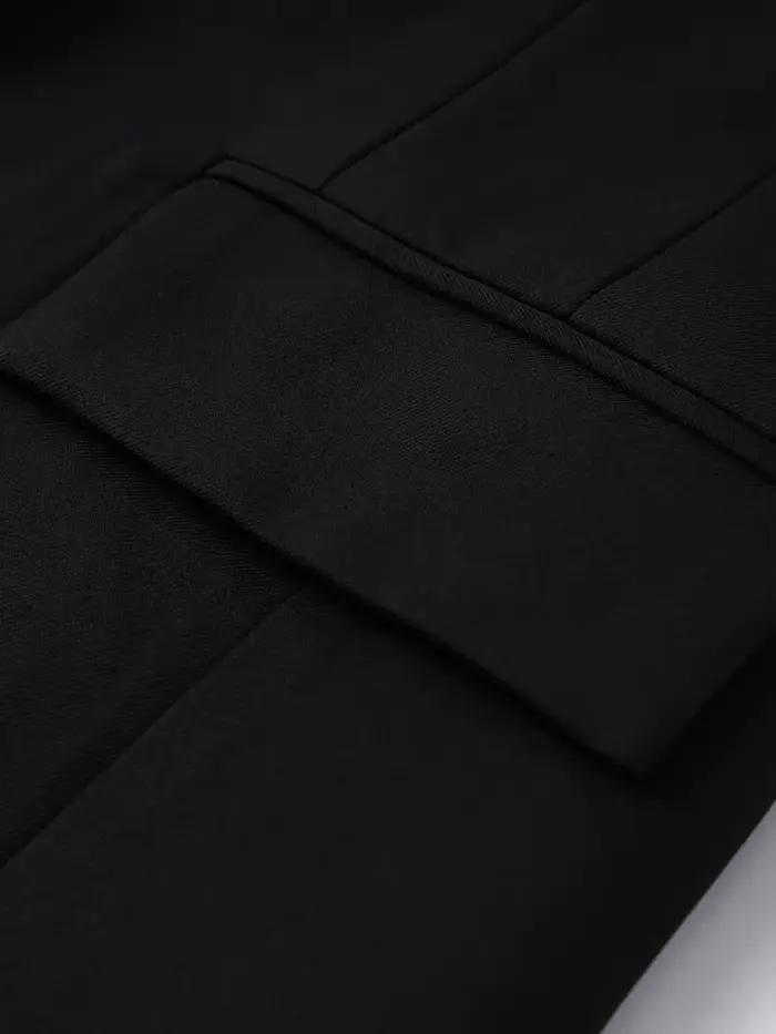 Dlhý čierny blazer pre ženy
