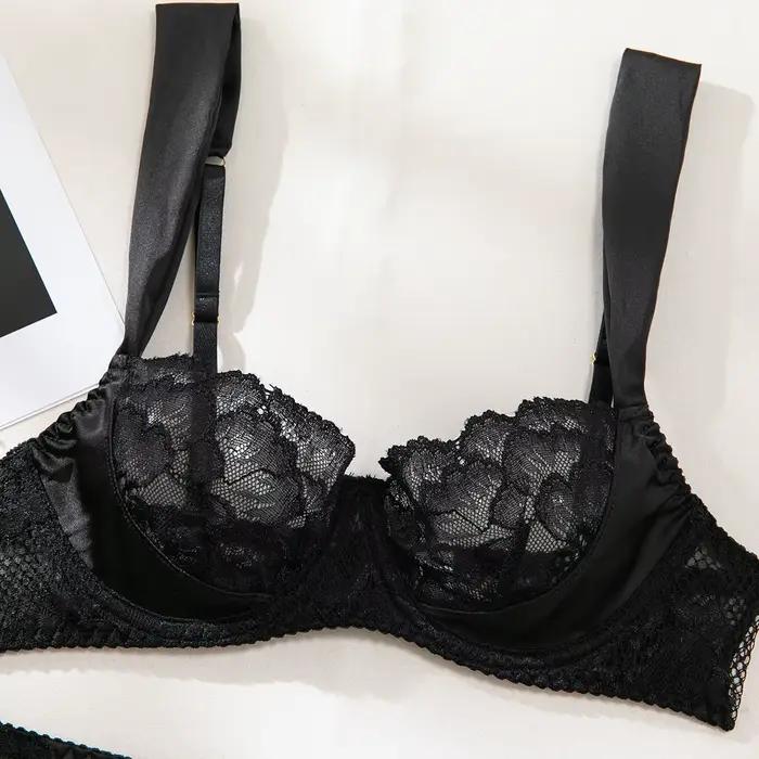 Ensemble intime féminin sexy en polyester et élasthanne avec motifs floraux pour femmes occasions romantiques et élégantes