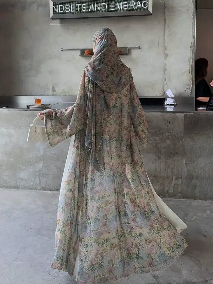 Elegantný tradičný arabský cardigan z Blízkeho východu