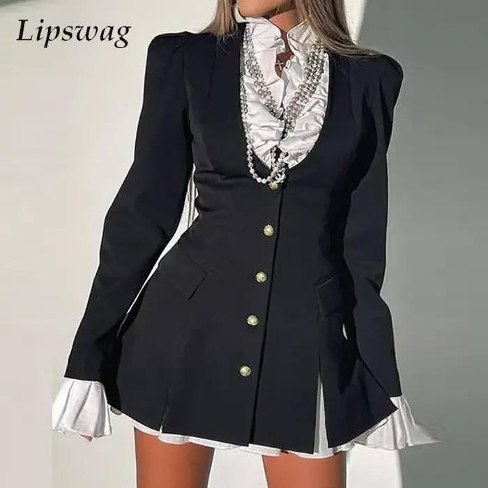 Elegantné mini šaty s rukávmi pre ženy