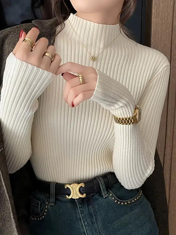 Elegantný tenký úpletový rolák pre ženy
