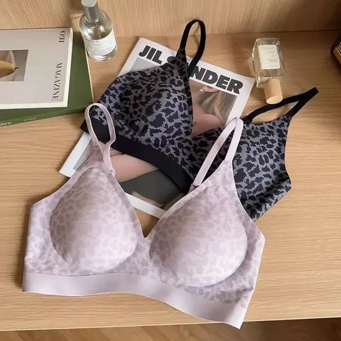 Bezšvová leopardia podprsenka s push-up efektom