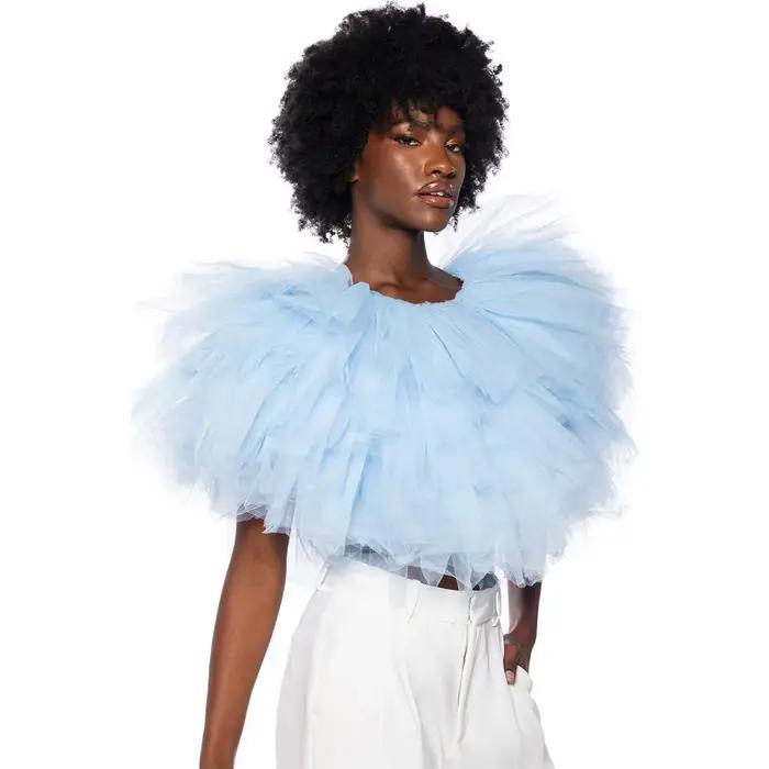 Haut court en tulle bleu ciel bouffant, épaules dénudées, superposé, avec volants, en maille volumin