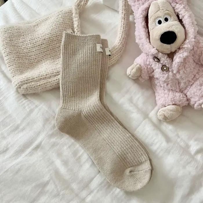 Chaussettes mi-mollet pour femme, automne-hiver, douces, élégantes, unies ou rayées, confortables, e