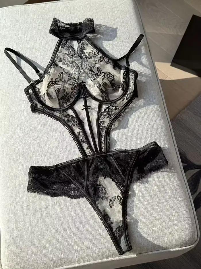 Body séduisant pour femme en dentelle brodée Willowy, style string, une pièce, avec bretelles amovib