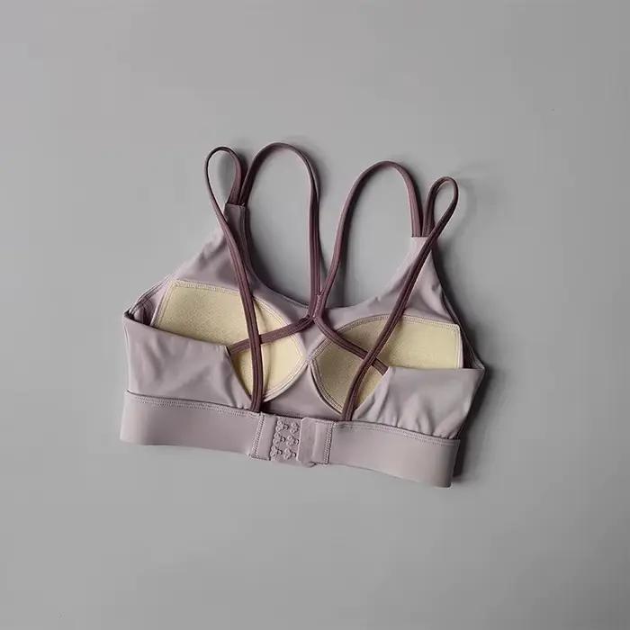 Soutien-gorge de sport de yoga pour femmes, conception de blocage de couleur intégrée avec soutien-g