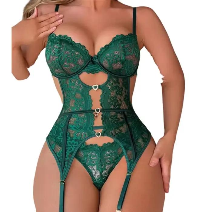 Nouvel ensemble de lingerie sexy transparente en dentelle pour femme 2026 avec soutien-gorge et port