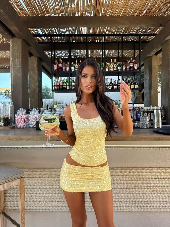 Ensemble jupe mini à paillettes sexy 2026 pour femme, tenue de festival, fête, haut sans manches à c