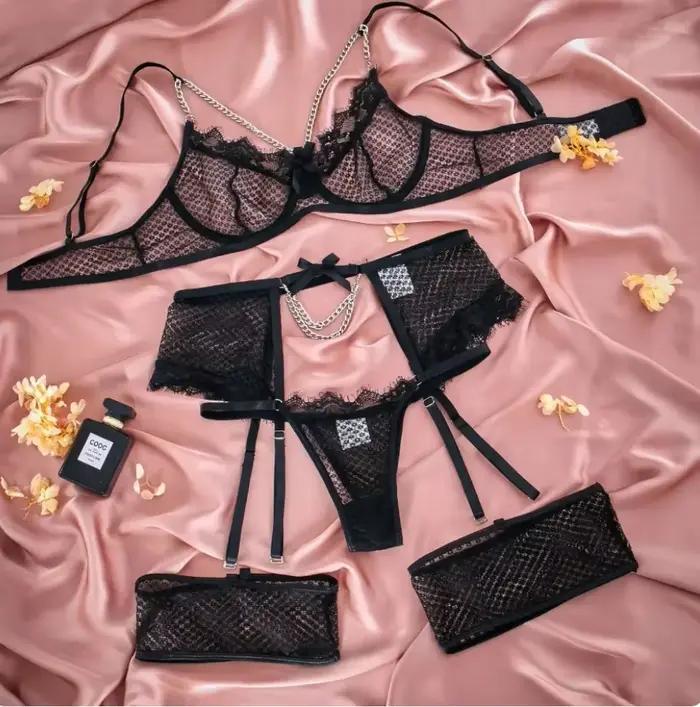 Ensemble de Lingerie érotique nuisette Lingerie sensuelle dentelle 2024 ensemble de soutien-gorge pour femmes sous-vêtements Costumes sexuels intimes ensemble soutien-gorge et culotte