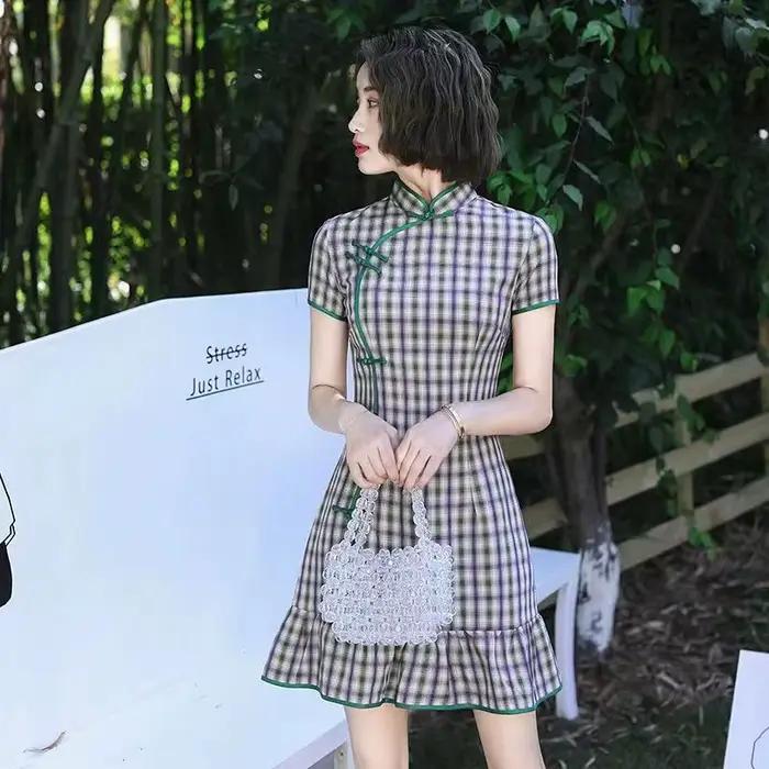Qipao – bavlnené šaty v kockovanom vzore pre ženy