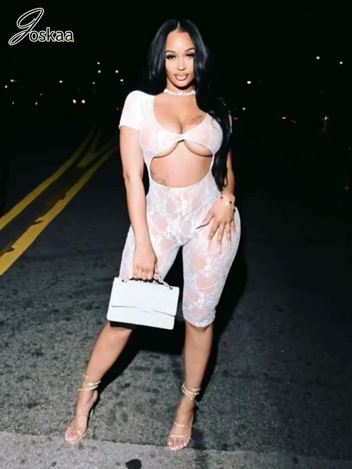 Combinaison sexy en dentelle transparente avec découpes Joskaa pour femme, col en V, manches courtes, dos nu, une pièce, pour les vacances et les soirées en boîte de nuit 2026