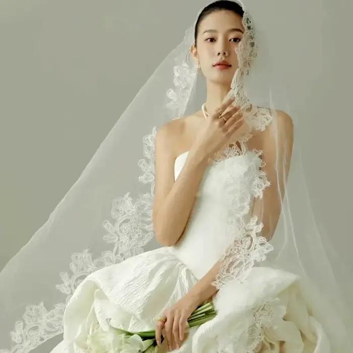Voile de mariée romantique en dentelle de luxe, nouveau modèle 2024, accessoires de mariage cathédrale, voile long blanc sur mesure
