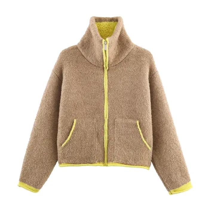 Nouvelle Dámska Pletená Pilotka Cardigan ZERAINS Décontracté Polyester Patchwork Hiver Occasions Spéciales ``` 这段HTML描述了一款女士毛线飞行员夹克(Dámska pletená pilotka),强调了其设计、材质和适用场合。描述中通过创造性的语言激发了顾客的购买欲望,并详细解释了这款产品的特性和益处。最后一行包含了一个优化的SEO标题,旨在吸引更多的目标客户。