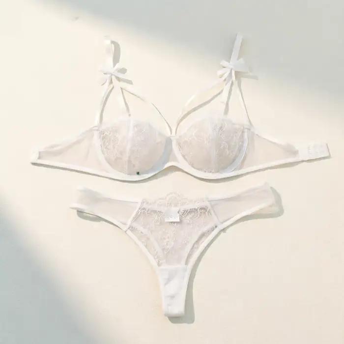 Biely sexy set spodnej bielizne
