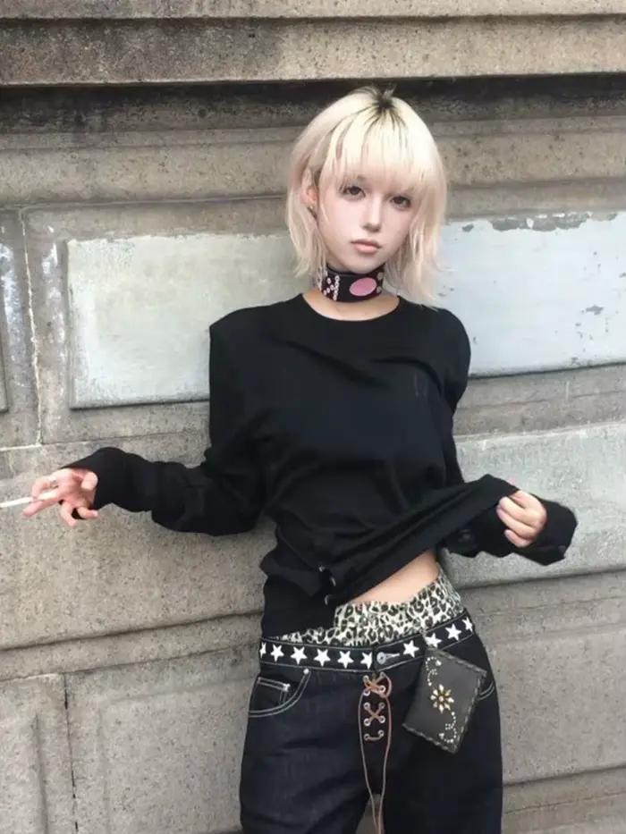 Genayooa gotické vintage tričko pre ženy s dlhými rukávmi gombík Y2k retro čierne grunge streetwear 2000s potlač