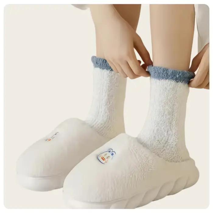 7 paires de chaussettes de sommeil chaudes et colorées pour femmes, adaptées à l'automne et à l'hiver, épaisses pour la chaleur et la résistance aux chutes, pour un usage domestique