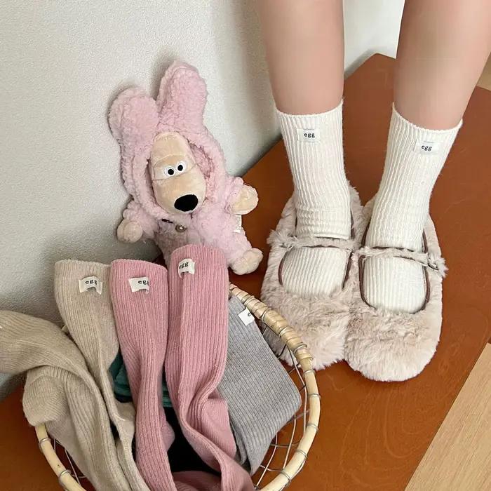Chaussettes mi-tube en laine à rayures douces pour femmes, étiquette de gril confortable, look au sol, belle mode, chaussettes de document solides, automne, hiver