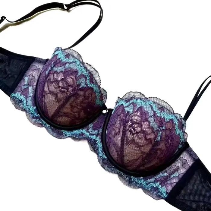 Nouvel ensemble soutien-gorge et culotte en dentelle violette léger pour femme, effet minimisant, design push-up avec armatures souples et maintien anti-affaissement