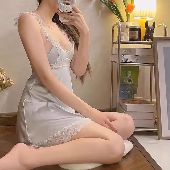 Chemise de nuit en satin soyeux pour femmes, chemise de nuit à bretelles, vêtements de nuit en dentelle, robe de téléphone, vêtements de détente sexy, robe de maison, été