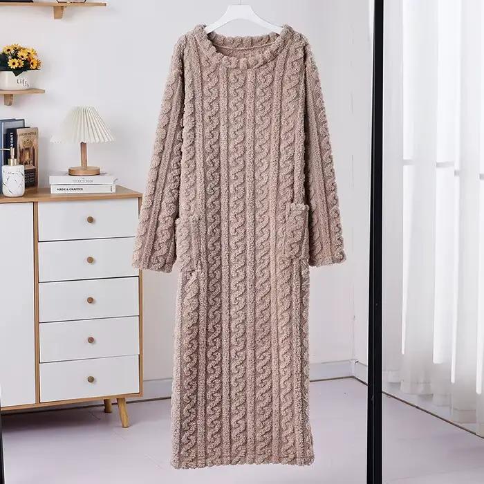 Chemise de nuit Jacquard en polaire corail pour femmes, vêtements de maison amples et chauds, doublé polaire et épais, pyjama mi-long en flanelle