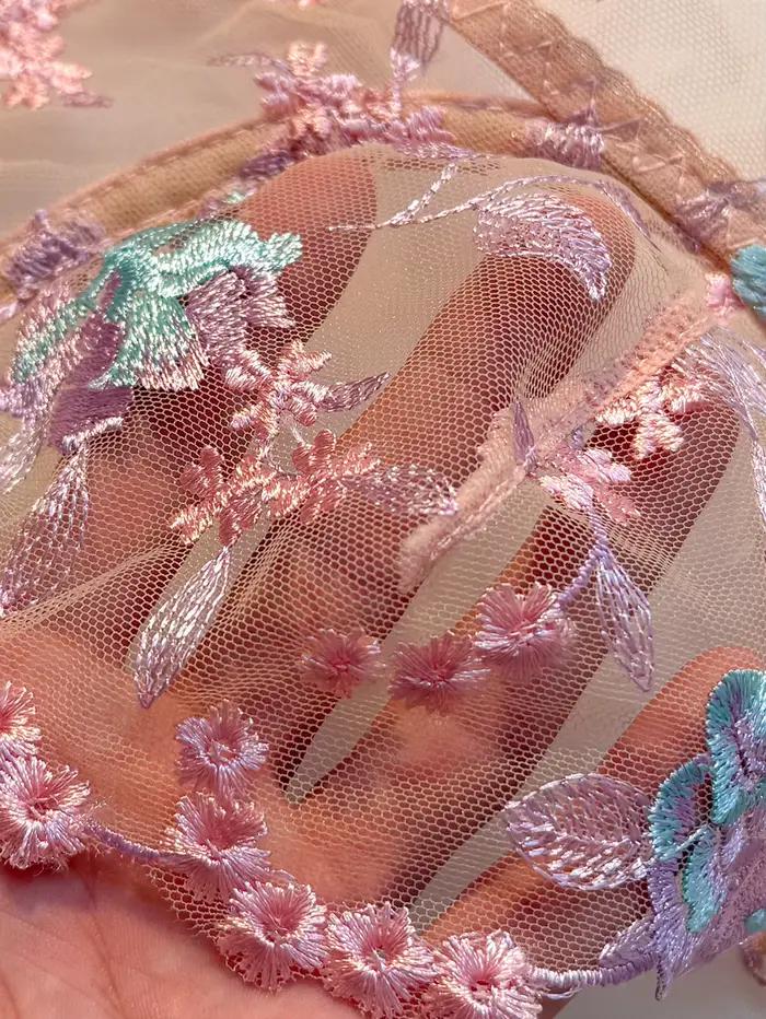 Ensemble soutien-gorge et culotte pour femmes en dentelle rose pastel douce avec armatures en acier, soutien-gorge à bonnet supérieur fin et sans couture, sous-vêtements quotidiens