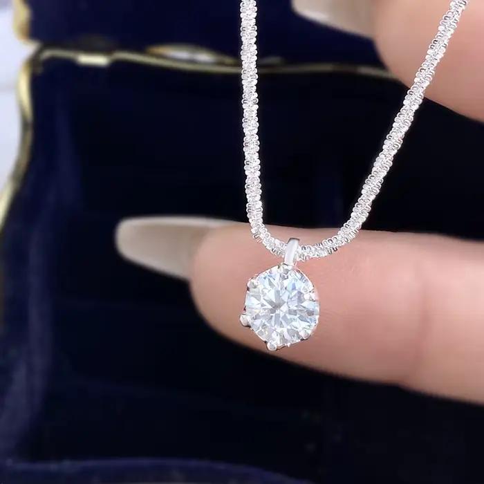 LOUTF 1CT Luxusný trblietavý biely diamantový Moissanitový prívesok na retiazke pre ženy