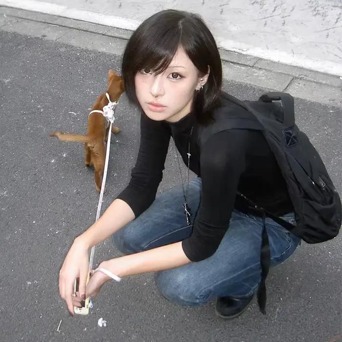 Tonngirls Y2k Japonské tričko pre ženy s dlhým rukávom čierny polovičný rolák