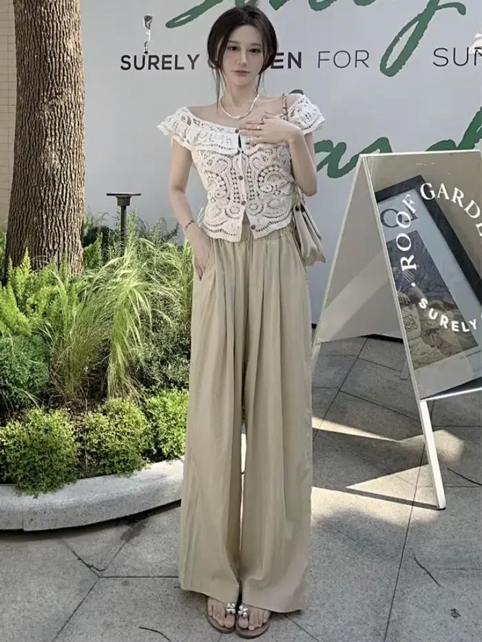Elegantný dámsky kardigán s výrezom na voľný čas