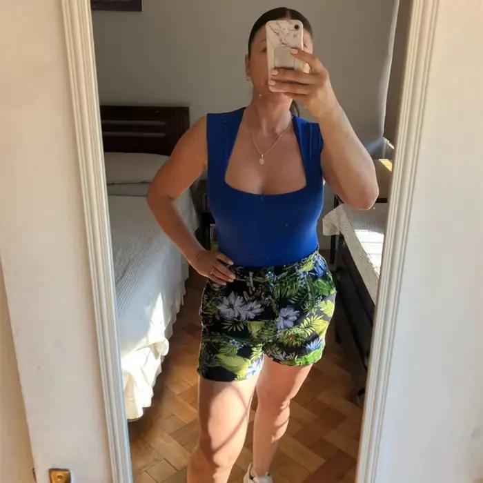 MUJER 2025 čierne ženské body s hranatým výstrihom bez rukávov modré biele Sexy priliehavé