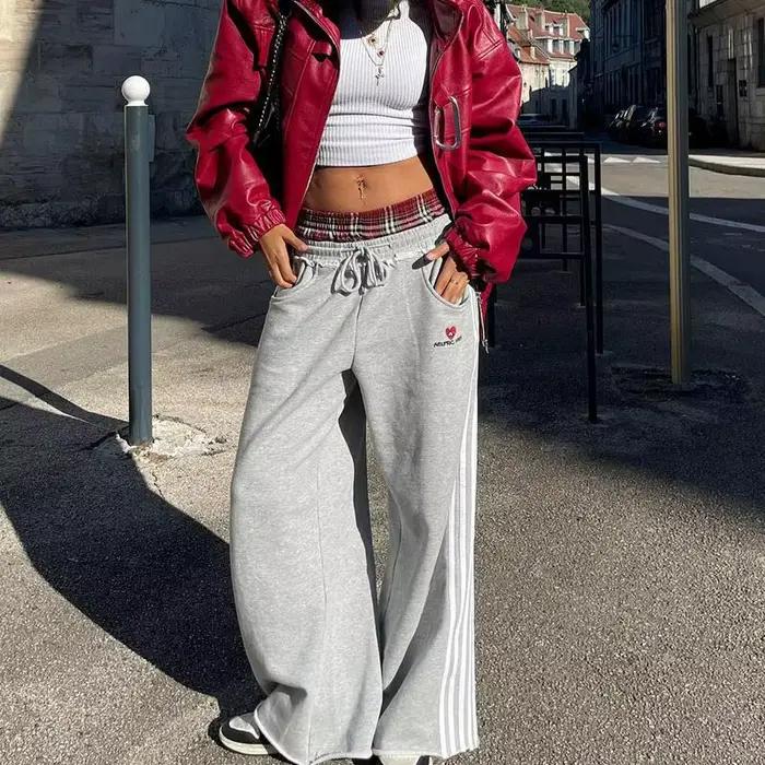 Dvojdielny voľný set v retro americkom študentskom štýle