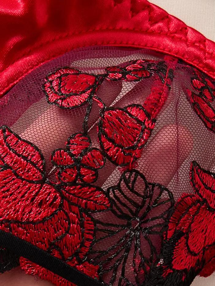 Červený sexy lingerie set s motívom sedmokrásky a pohodlným domácim oblečením ZA825127