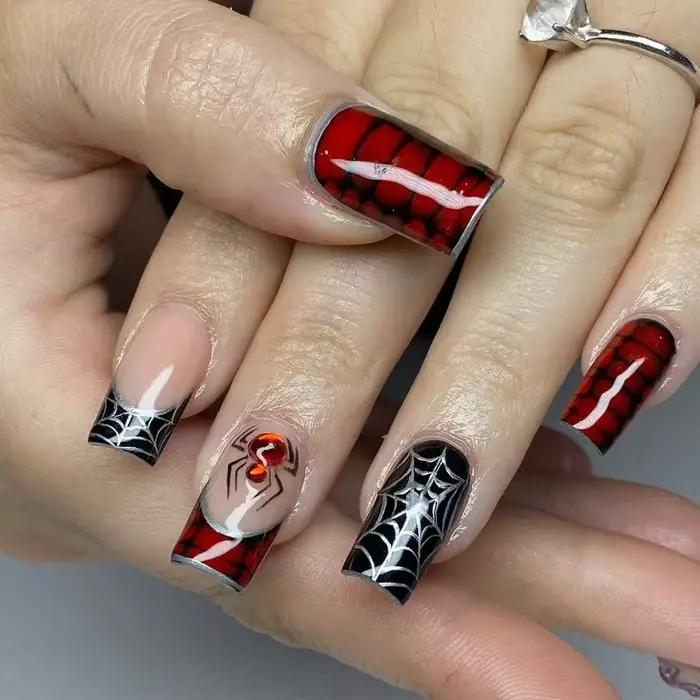 24 kusov strieborné pavúčie vzory ťažké kovové halloweenske nechty
