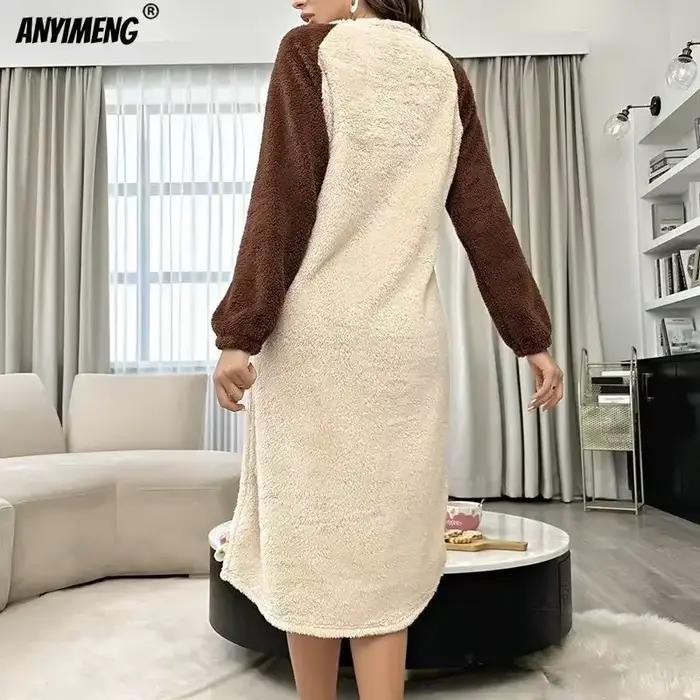 Chemise de nuit en flanelle pour femmes élégante et confortable pour les nuits d'hiver et les soirées pyjama