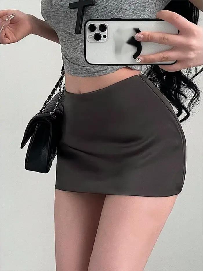 Sister Pure Desire Sexy taille basse pantalons de sécurité Anti Satin pain hanche demi-longueur jupe courte Skorts 2025 nouveau 4N63