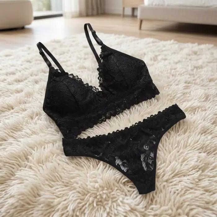 Ensemble de lingerie en dentelle à col en V avec soutien-gorge à fleurs, culotte string de couleur unie, kit de lingerie transparente en dentelle pour filles