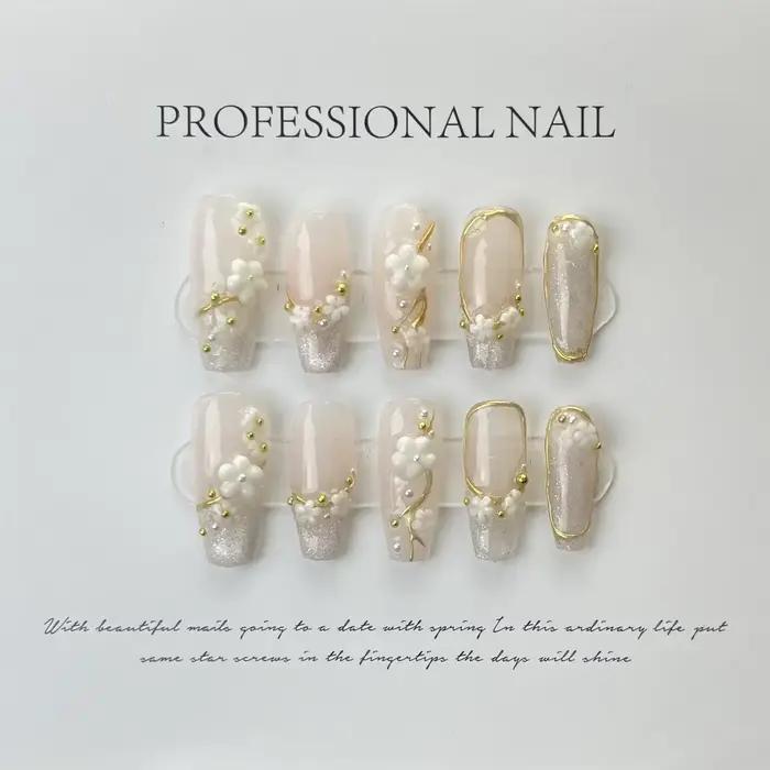 Sada 10 modrých ručne lisovaných nechtov Ballet prenosné umelé nechty dekorácia Nail Art manikúra