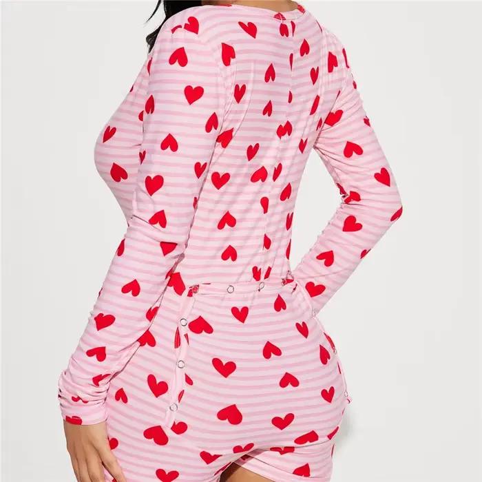Combinaison de pyjama pour femmes pour la Saint-Valentin, imprimé romantique en forme de cœur, manches longues, col en V, boutons sur le devant, short, combinaison ajustée, vêtements de nuit