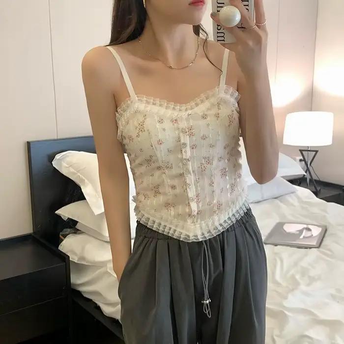 Haut camisole Noocuxuekon en dentelle florale pour femmes, élégant et doux pour l'été et les occasions spéciales