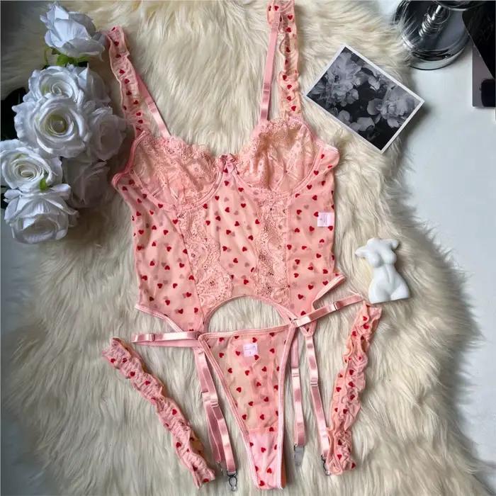 Dámska súprava podprsenka a podväzkový pás