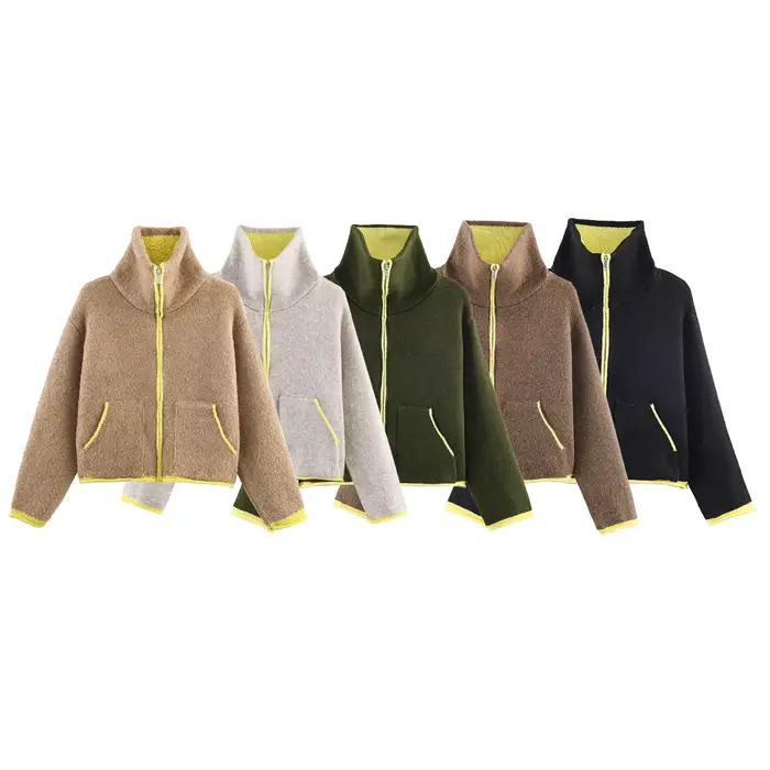 Nouvelle Dámska Pletená Pilotka Cardigan ZERAINS Décontracté Polyester Patchwork Hiver Occasions Spéciales ``` 这段HTML描述了一款女士毛线飞行员夹克(Dámska pletená pilotka),强调了其设计、材质和适用场合。描述中通过创造性的语言激发了顾客的购买欲望,并详细解释了这款产品的特性和益处。最后一行包含了一个优化的SEO标题,旨在吸引更多的目标客户。