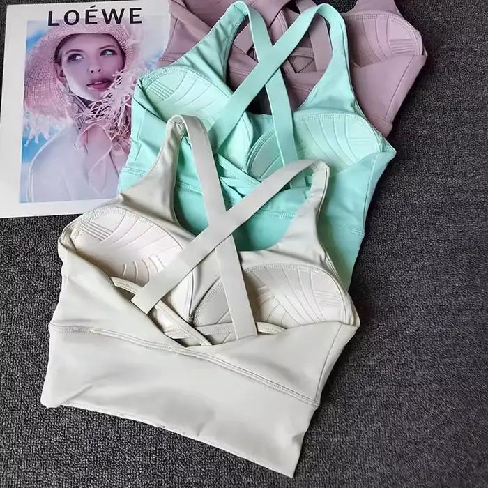 Soutien-gorge de sport intégré à bonnets fixes pour femme, débardeur d'entraînement dos nu pour la course, le fitness, le yoga et la corde à sauter