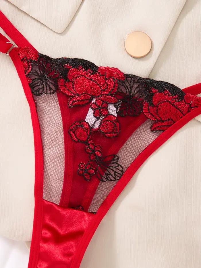 Červený sexy lingerie set s motívom sedmokrásky a pohodlným domácim oblečením ZA825127