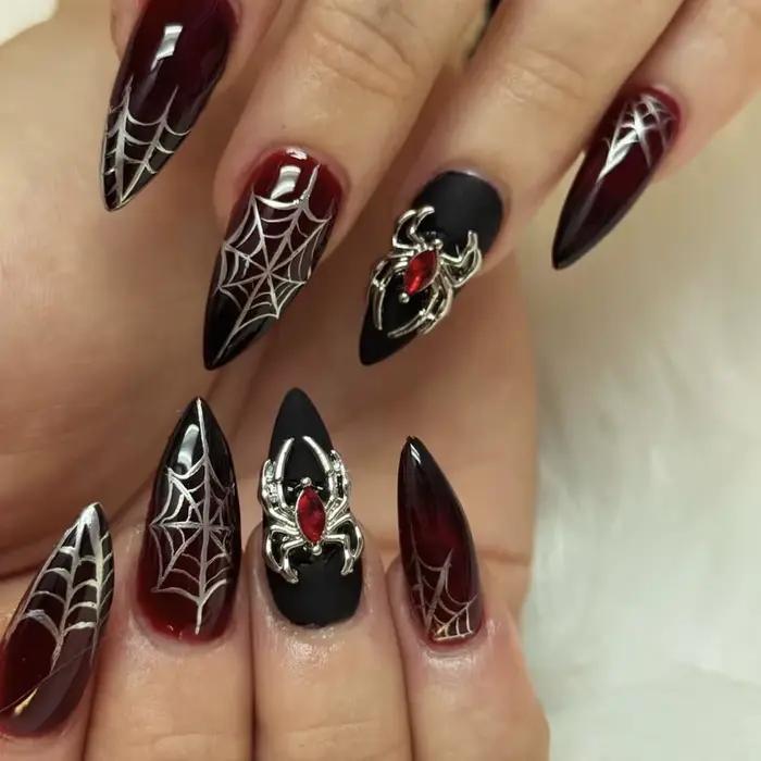 24 kusov strieborné pavúčie vzory ťažké kovové halloweenske nechty