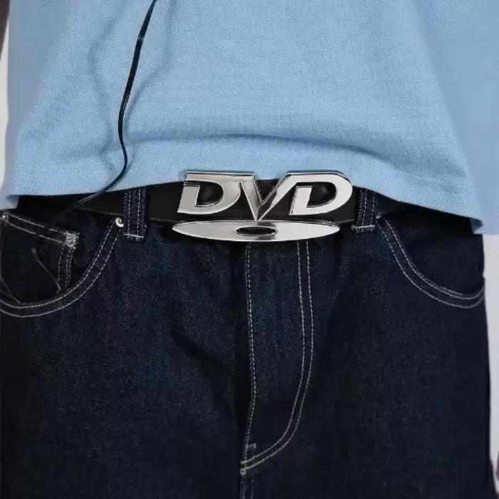 Univerzálny unisex opasok s nostalgickou DVD prackou