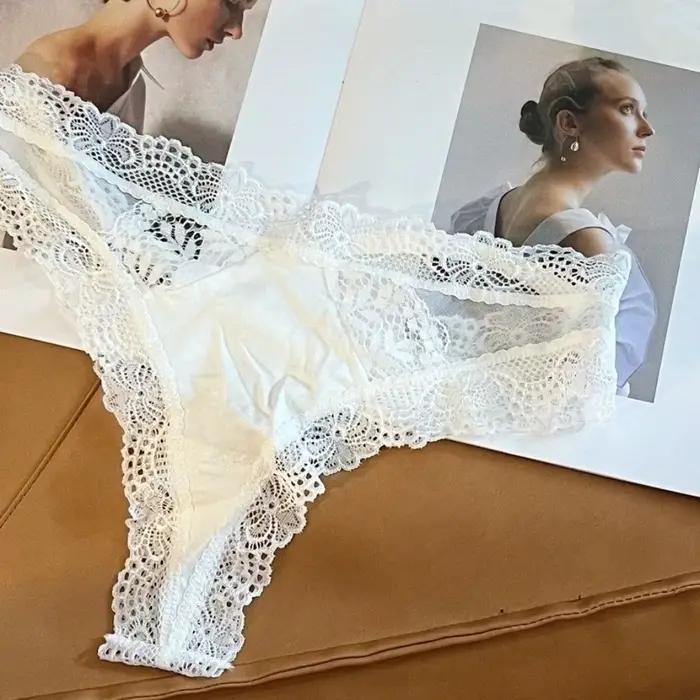 Lingerie féminine : Culottes et strings en dentelle, taille basse, sans couture, respirants, ajourés, cadeaux